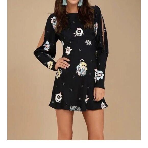Free People Dress Womens 8 Black Mini Flowers Long Sleeve Cut Out Bohemian - Picture 1 of 9